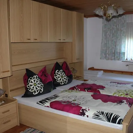 Apartmán Ferienwohnung Panoramablick *
